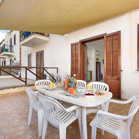 Trilocale 4 Moderno Con Patio A Appartamento San Vito Lo Capo